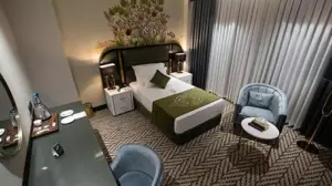 هتل مجلل چهارباغ اصفهان یک تخت