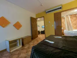 هتل چهل پنجره اصفهان آپارتمان سه خوابه برای شش تخت