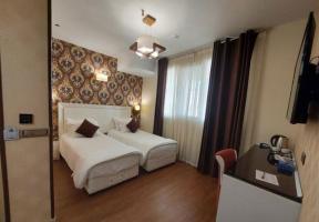 هتل ایریانو تهران دو تخت تویین رویال