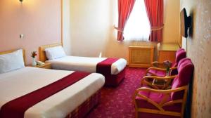 هتل آزادی تهران سه تخت