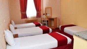 هتل آزادی تهران چهار تخت