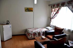 هتل نادری تهران یک تخت