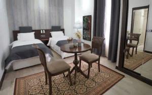 هتل هرمزان تهران دو تخت تویین