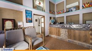 پذیرش هتل سنتی کوروش