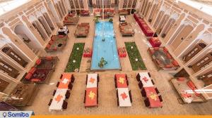 حیاط هتل سنتی مهر یزد حیاط هتل سنتی مهر