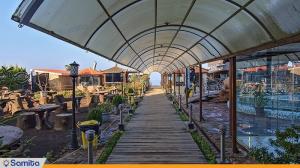 رستوران ساحلی هتل دلفین