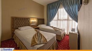 اتاق سه تخته هتل صادقیه مشهد اتاق سه تخته هتل صادقیه مشهد