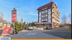 نمای ساختمان هتل ماندگار