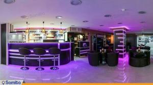 کافی شاپ هتل آپارتمان رز ریحان