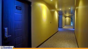 راهرو هتل هزار