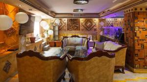 محوطه داخلی هتل