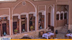 نمای ساختمان هتل سنتی نگین کاشان