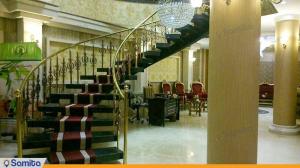 لابی هتل منجی