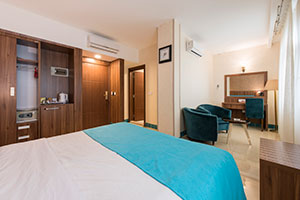 اتاق دبل بام هتل ارگ شیراز 1