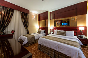 اتاق 3 تخت هتل الماس مشهد 1