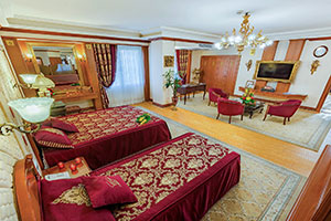 آپارتمان رویال هتل قصر طلایی مشهد 2