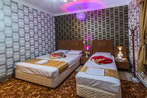 اتاق سه تخته هتل بوستان سرعین 1