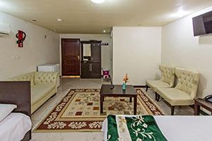 اتاق سه تخته هتل ماندگار لنگرود 1