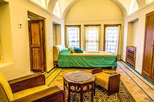 اتاق دو تخته توئین بوتیک هتل سرای عامری ها کاشان