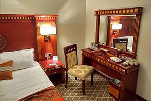 اتاق دو تخت دبل هتل کوروش کیش