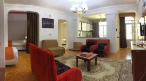 هتل خلیج فارس رضوان سرعین سوئیت دو خواب چهار تخت برای پنج نفر