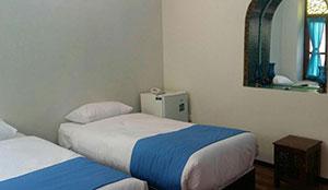 دو تخت (به همراه سرویس بهداشتی)