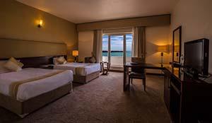 دو تخت توئین رو به دریا