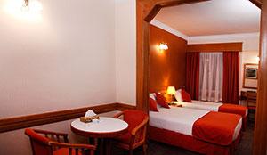 سوئیت سه تخت