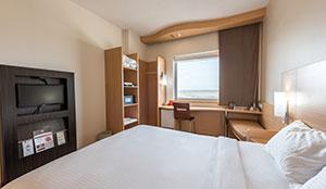 یک تخت (اقامت ده ساعت)