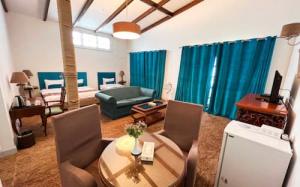 هتل توچال تهران سوئیت رویال سه تخت