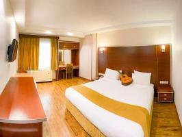 هتل پیروزی اصفهان دو تخت برای یک نفر