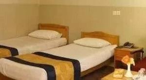 هتل آناهیتا شیراز سوئیت یک خواب دو تخت