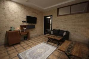 اقامتگاه سنتی هفت دری شیراز دو تخته برای یک نفر