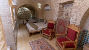 هتل بوتیک ایران مهر شیراز چهارتخت سردابی