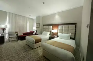 هتل اسپیناس پالاس تهران تخت دبل کلاسیک CF رو به شهر