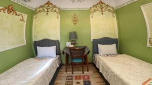 اقامتگاه سنتی پهلوان رزاز تهران دو تخت تویین زیتون