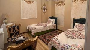 اقامتگاه سنتی پهلوان رزاز تهران توئین سه دری