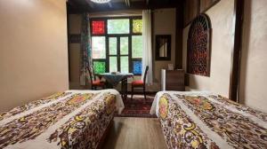 اقامتگاه سنتی پهلوان رزاز تهران تویین دلگشا