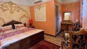 اقامتگاه سنتی پهلوان رزاز تهران دو تخت ترنج