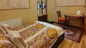 اقامتگاه سنتی پهلوان رزاز تهران دو تخت نقلی کنج