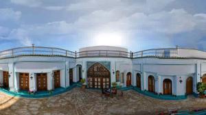 فضای محوطه بوتیک هتل