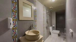 سرویس بهداشتی و حمام