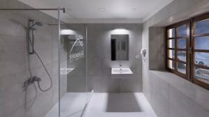 سرویس بهداشتی و حمام