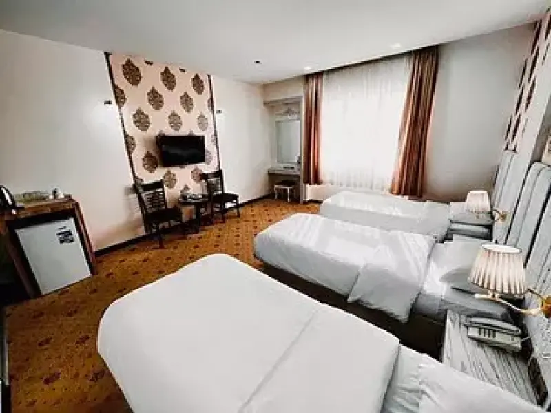 اتاق هتل الغدیر مشهد