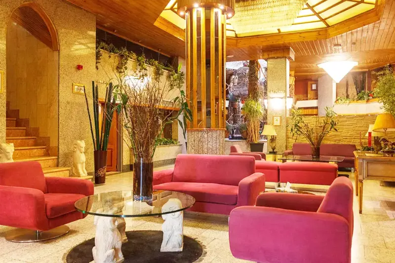 لابی هتل امیر تهران