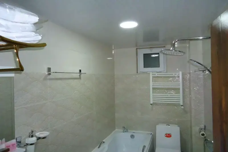 سرویس بهداشتی و حمام هتل آرکا بندرانزلی 