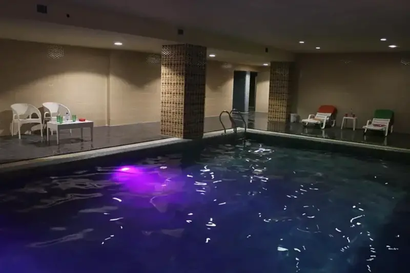 استخر و سونا هتل قصر بوتانیک گرگان