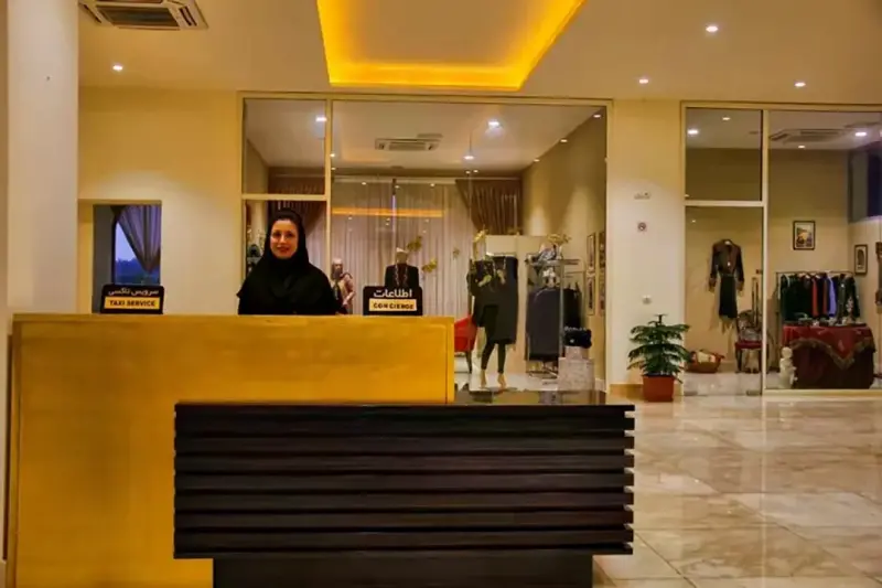 پذیرش هتل قصر بوتانیک گرگان