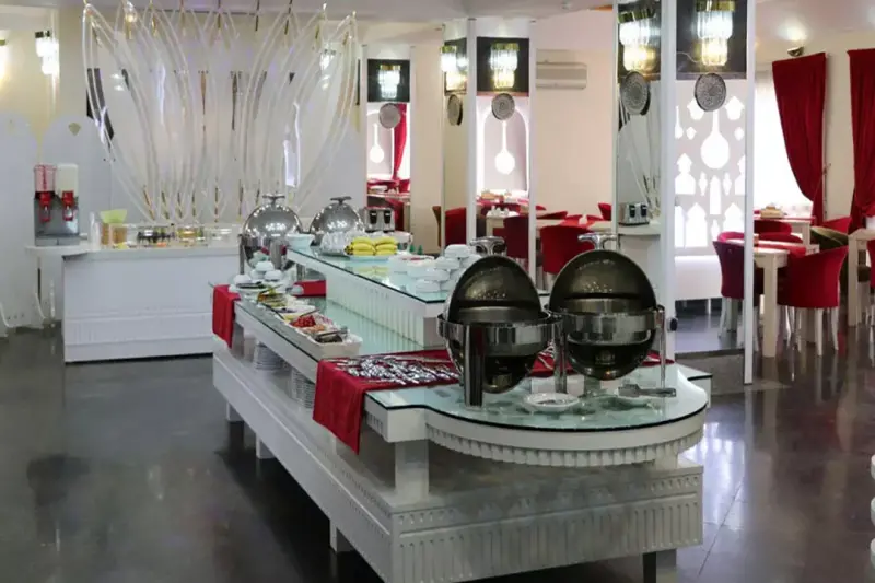 رستوران هتل بستان تهران