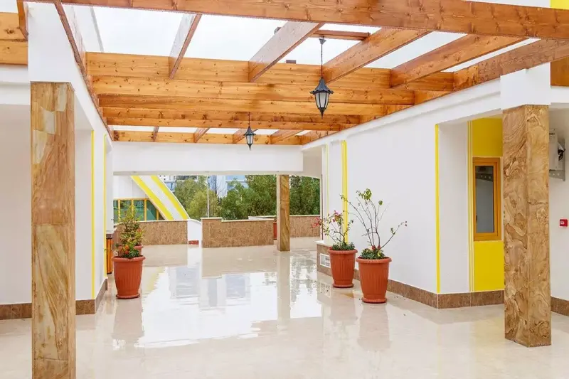 نمای بیرونی هتل فلامینگو کیش